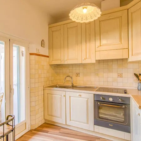 In The Heart Of Le Suquet Beautiful With Quiet Balcony Lägenhet *