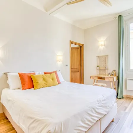 In The Heart Of Le Suquet Beautiful With Quiet Balcony * Cannes
